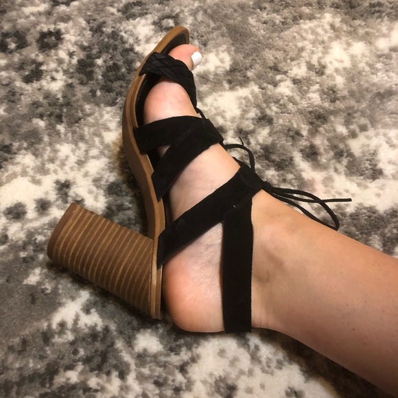 Black suede lace up heeled sandals - Picture 8 of 8